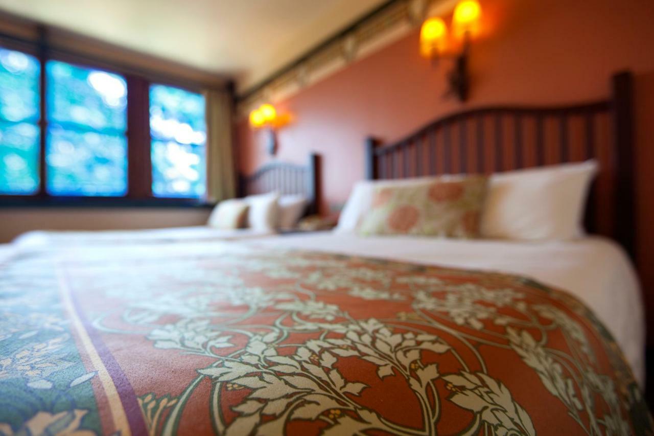 Disney Sequoia Lodge Coupvray Bagian luar foto
