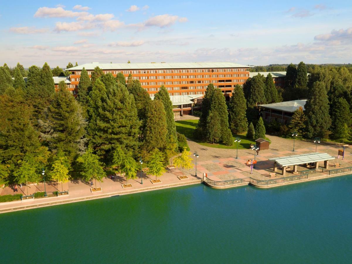 Disney Sequoia Lodge Coupvray Bagian luar foto